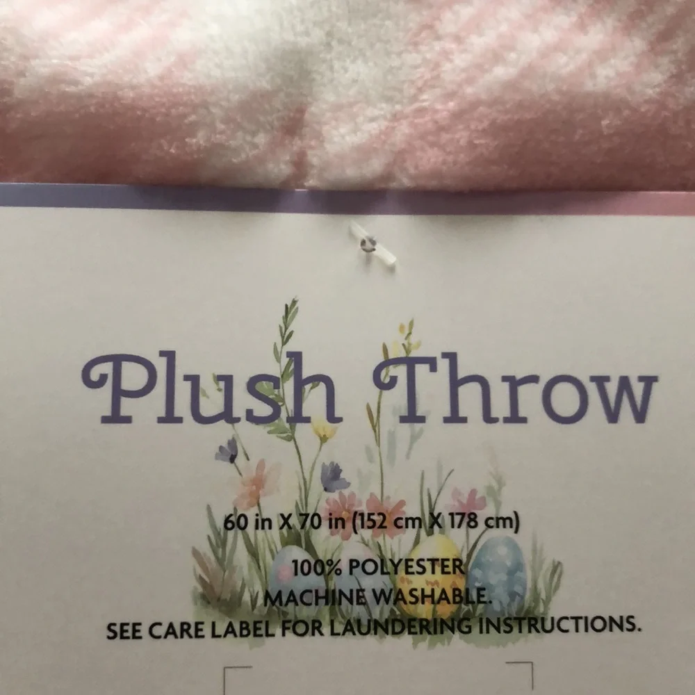 HOPPY SPRING Plush Throw Blanket - Pink & White with a Carrot Design